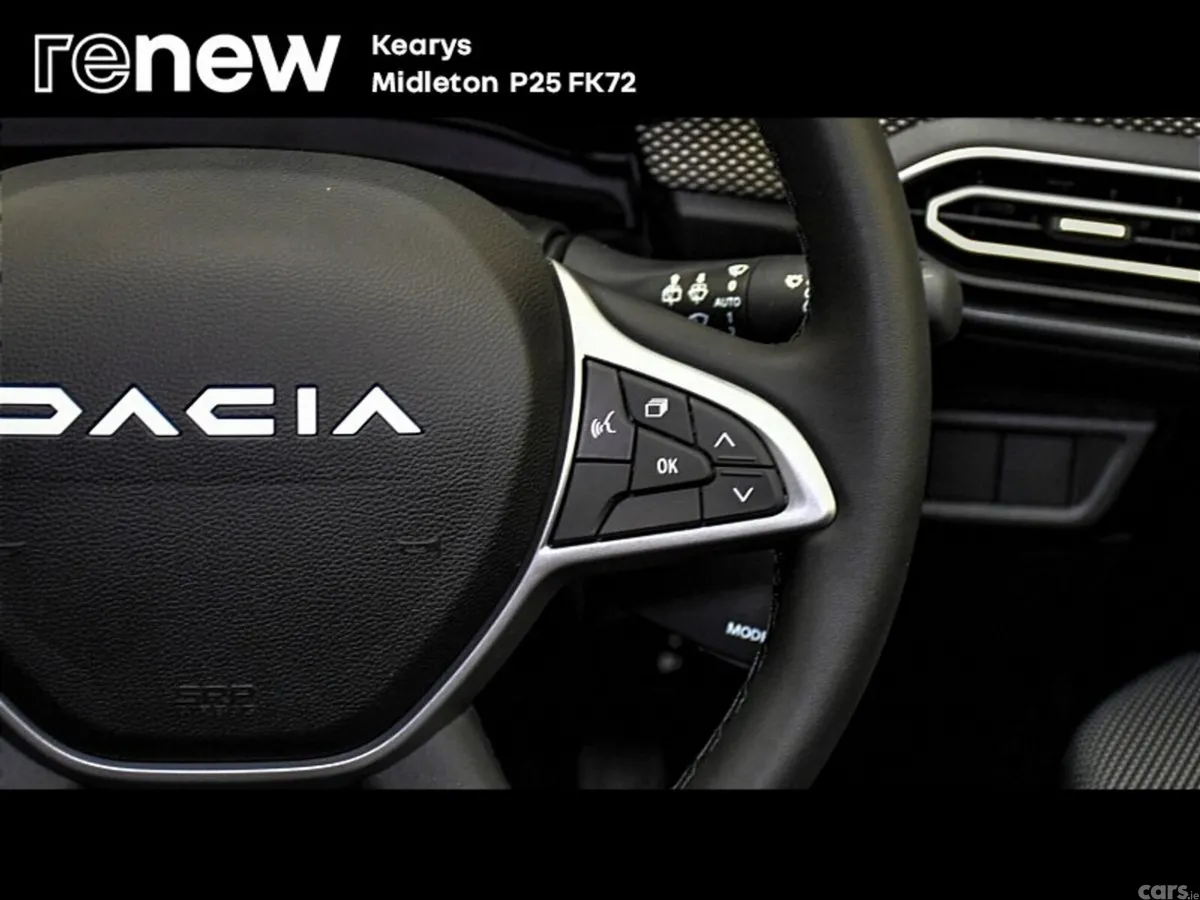 Dacia Jogger SUV, Petrol, 2023, Grey
