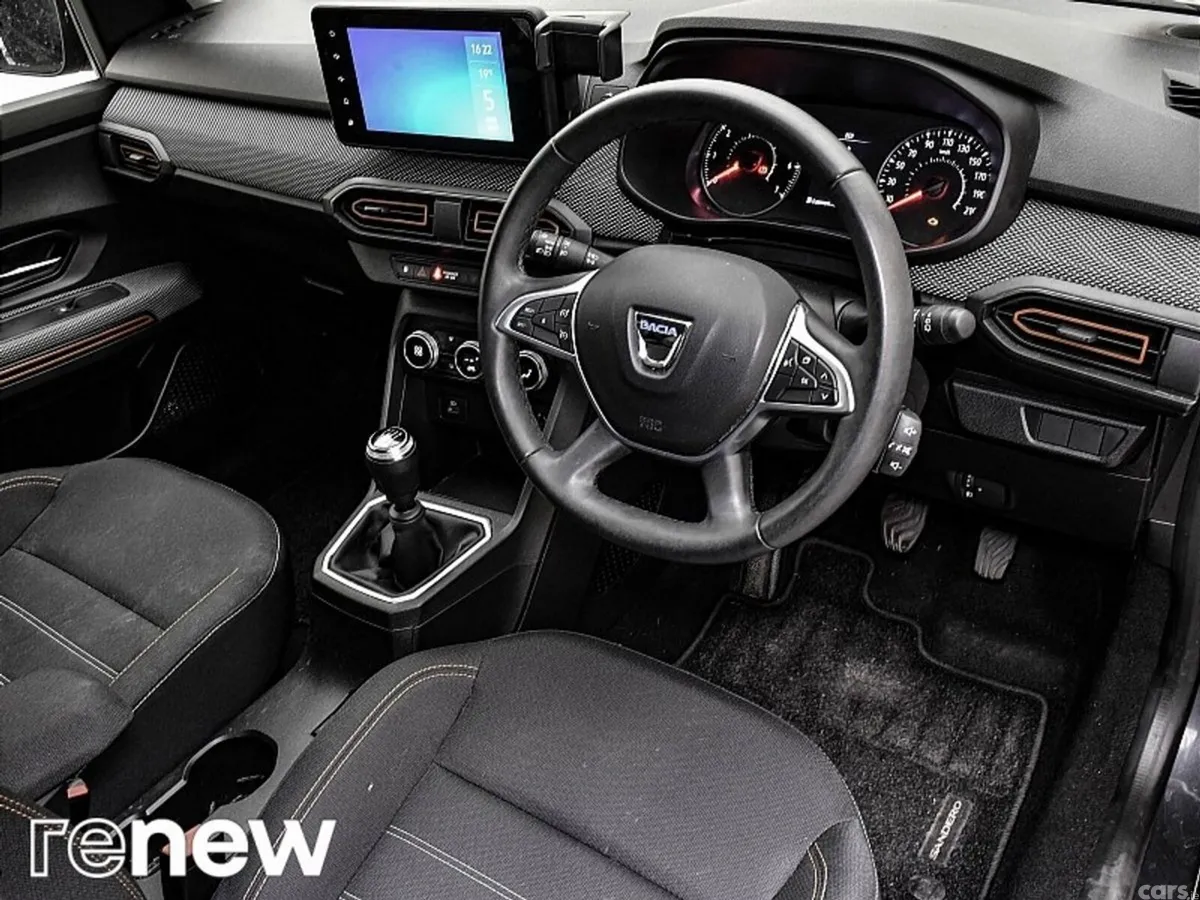Dacia Sandero Stepway SUV, Petrol, 2022, Grey
