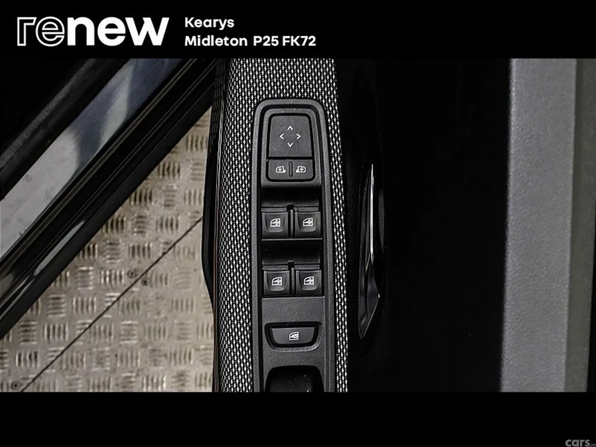 Dacia Sandero Stepway SUV, Petrol, 2022, Grey