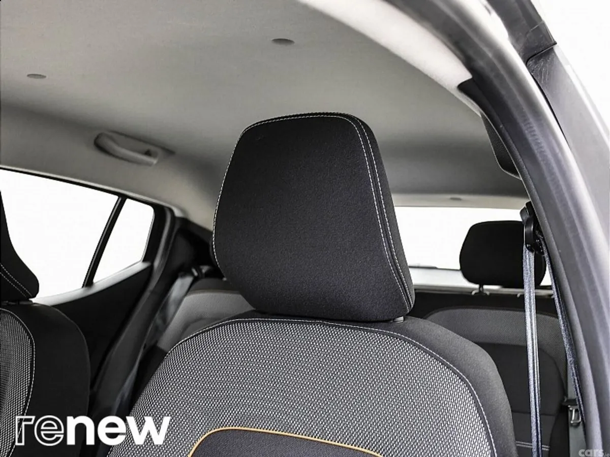 Dacia Sandero Stepway SUV, Petrol, 2022, Grey