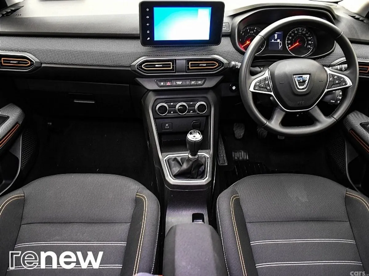 Dacia Sandero Stepway SUV, Petrol Gas, 2022, Orange