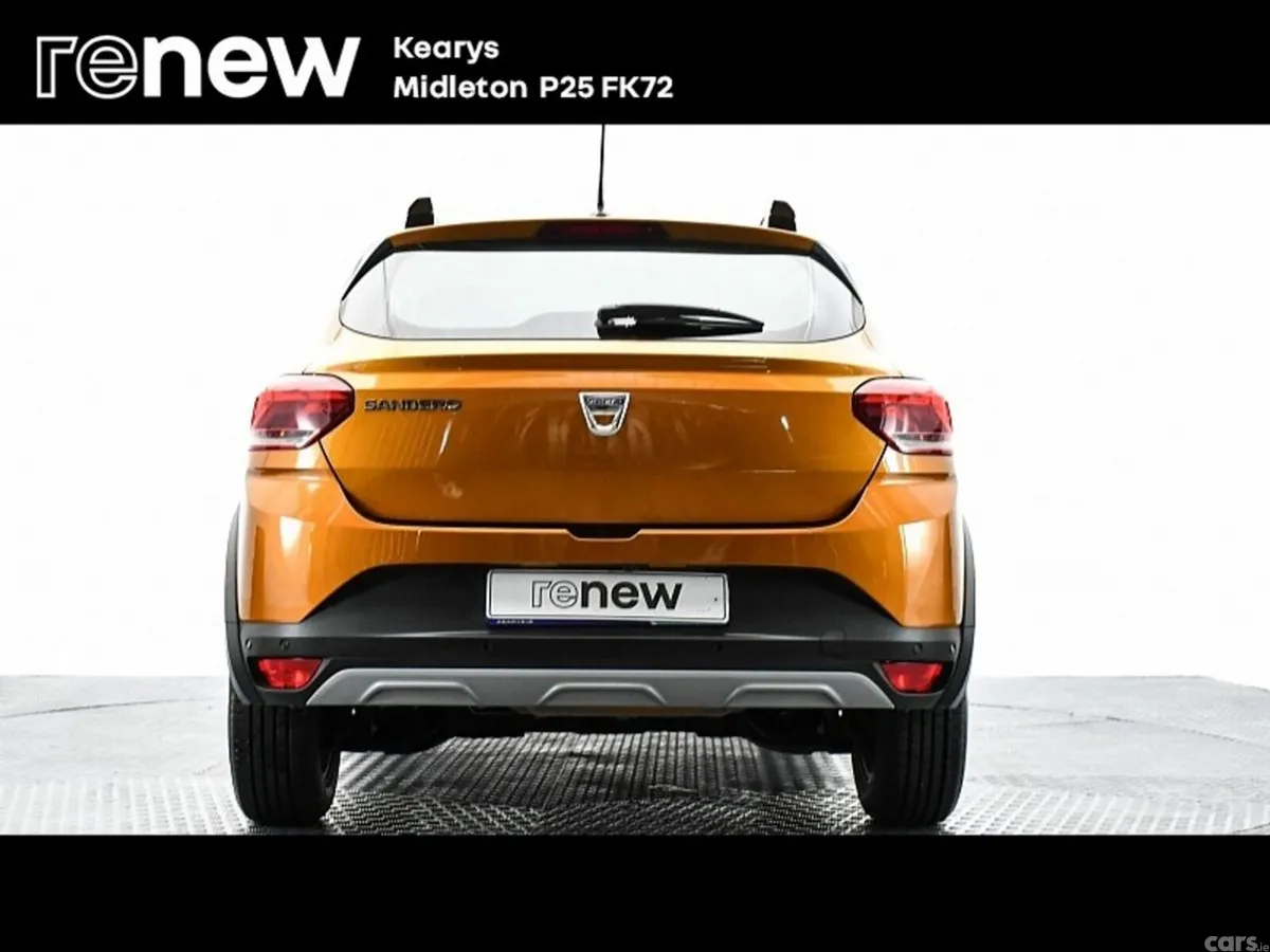 Dacia Sandero Stepway SUV, Petrol Gas, 2022, Orange