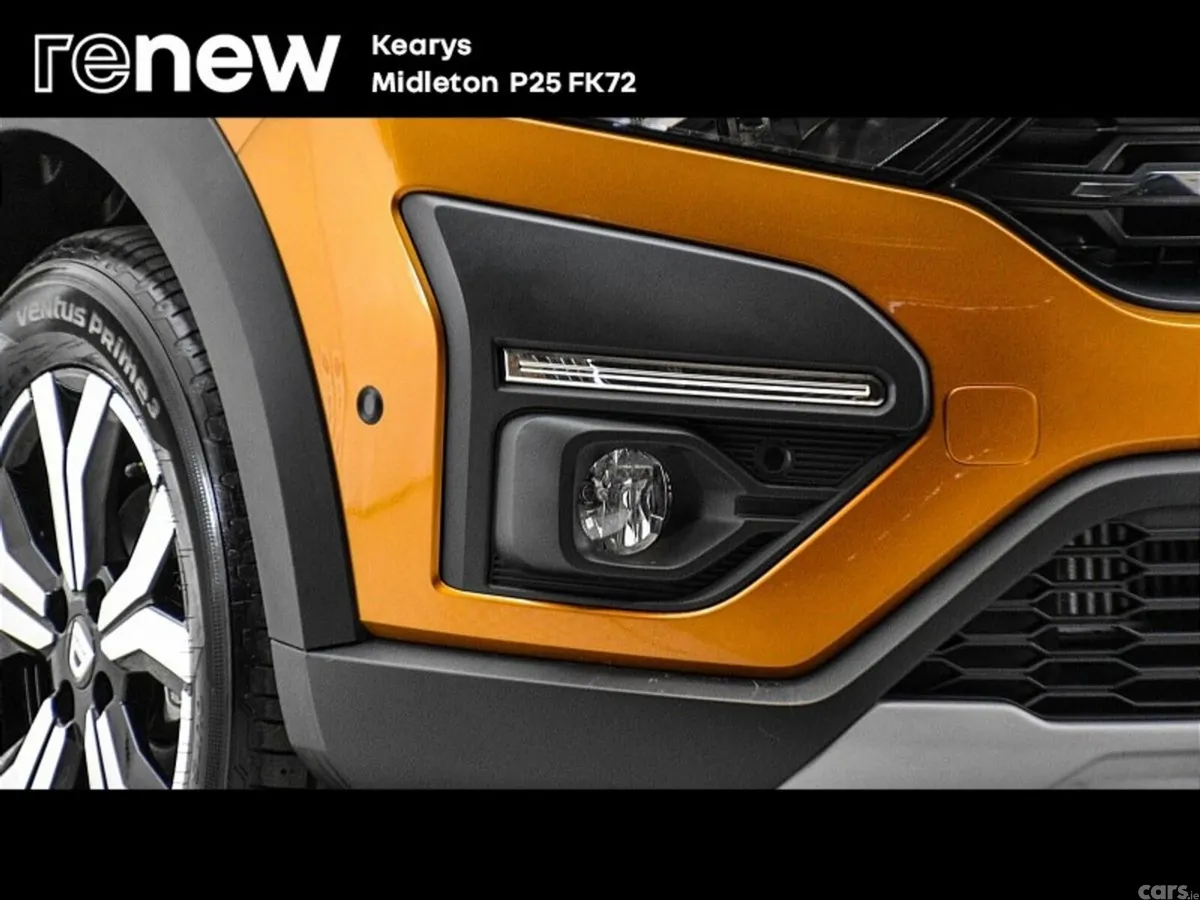 Dacia Sandero Stepway SUV, Petrol Gas, 2022, Orange