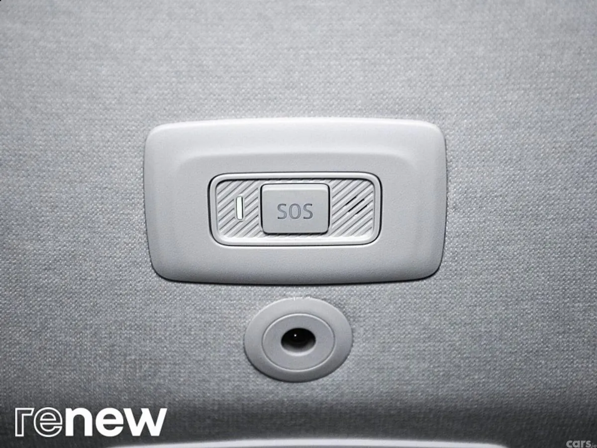 Dacia Sandero Stepway SUV, Petrol Gas, 2022, Orange