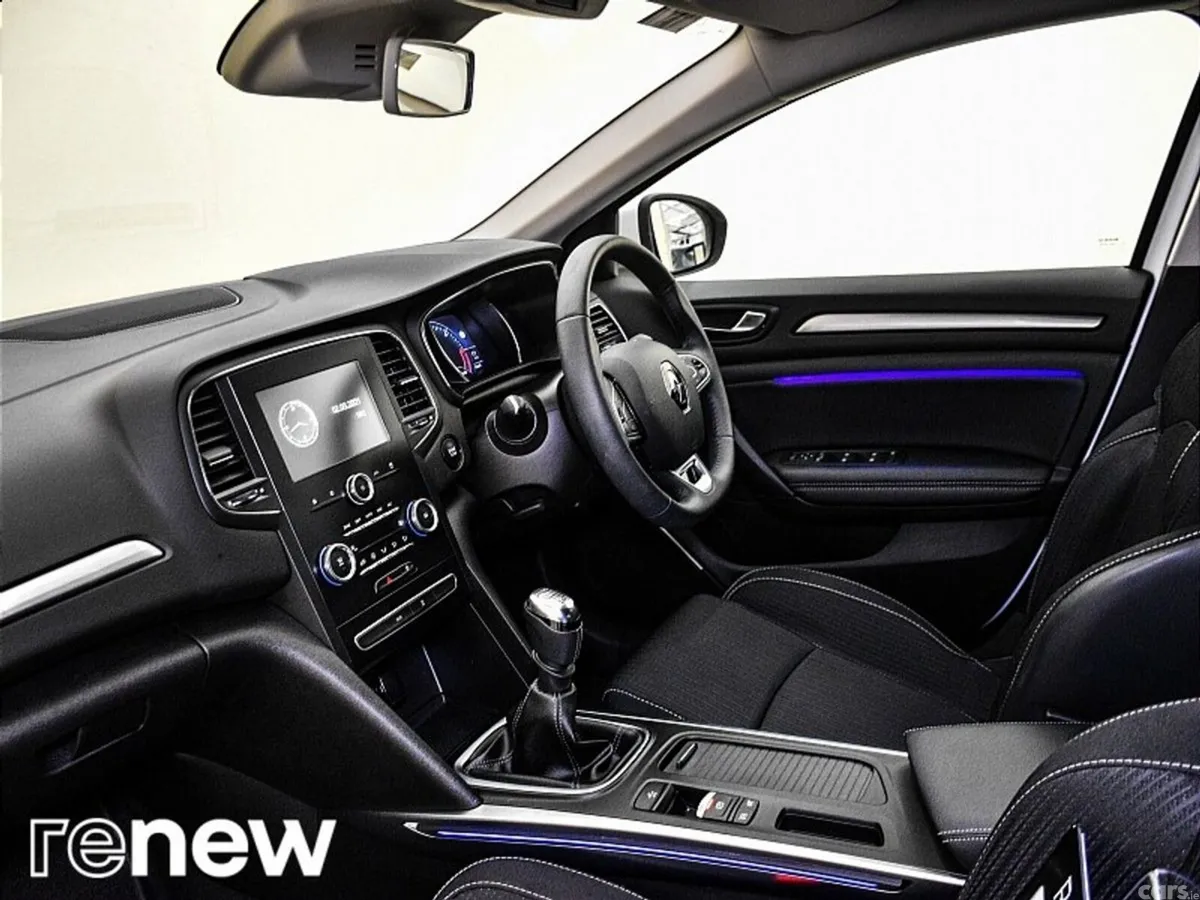 Renault Megane Hatchback, Diesel, 2020, White