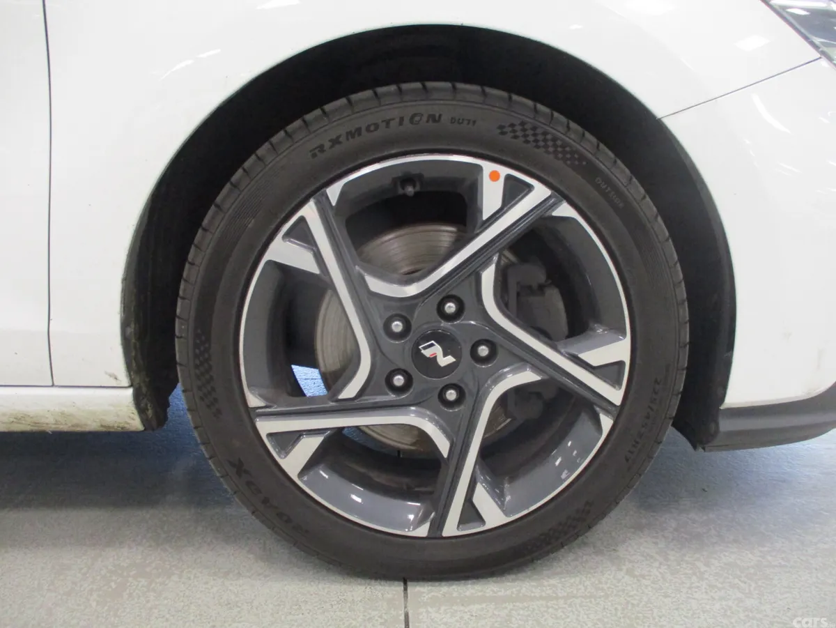 Hyundai i30 Hatchback, Petrol, 2024, White