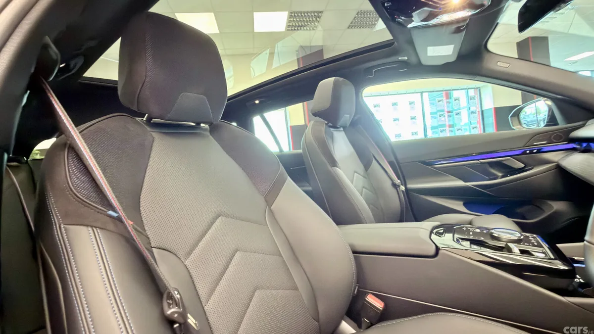 BMW 5-Series Estate, Petrol Hybrid, 2026, Black