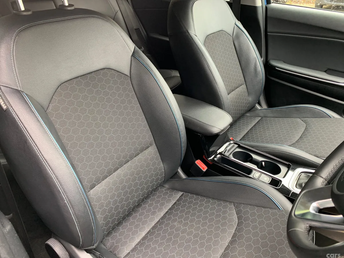 Kia Ceed Estate, Petrol Plug-in Hybrid, 2022, Blue