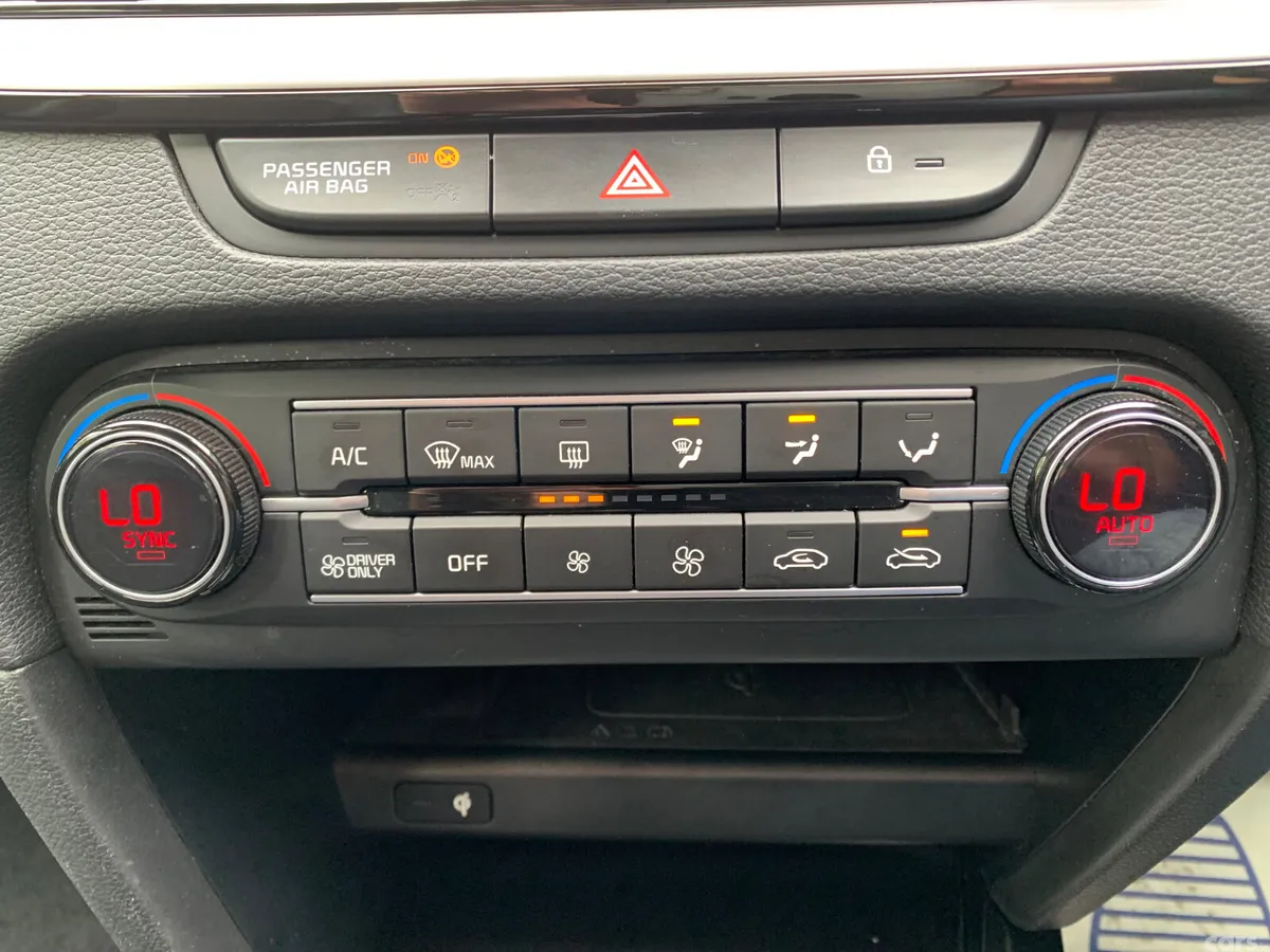 Kia Ceed Estate, Petrol Plug-in Hybrid, 2022, Blue