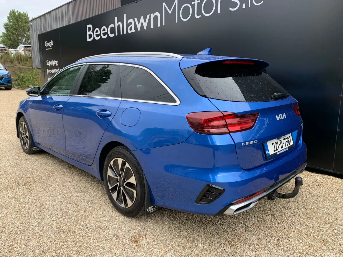 Kia Ceed Estate, Petrol Plug-in Hybrid, 2022, Blue