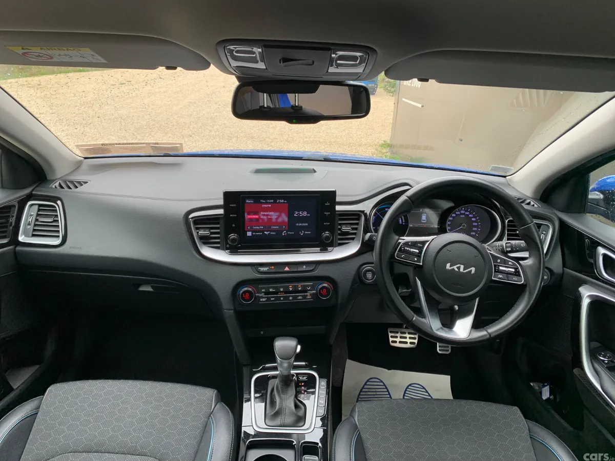 Kia Ceed Estate, Petrol Plug-in Hybrid, 2022, Blue