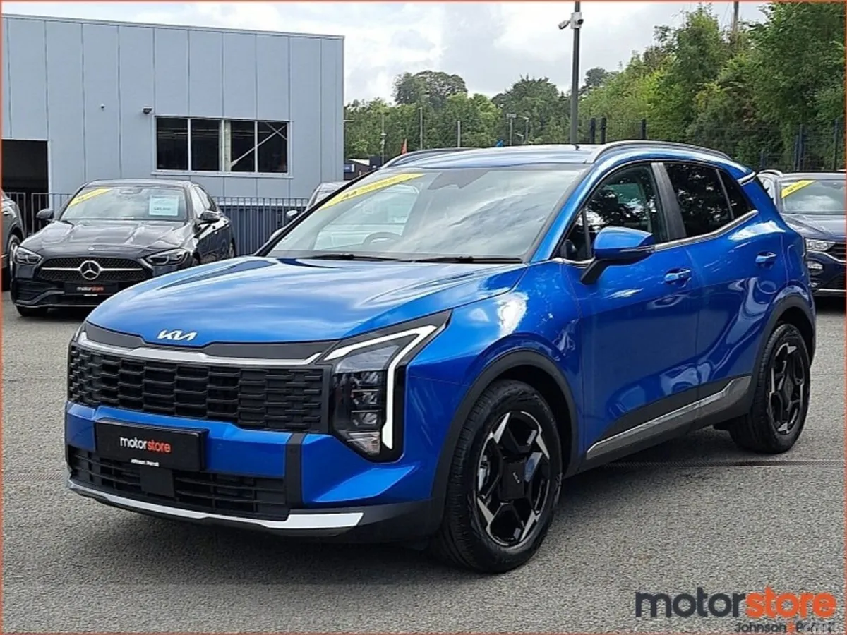 Kia Sportage SUV, Diesel Hybrid, 2026, Blue