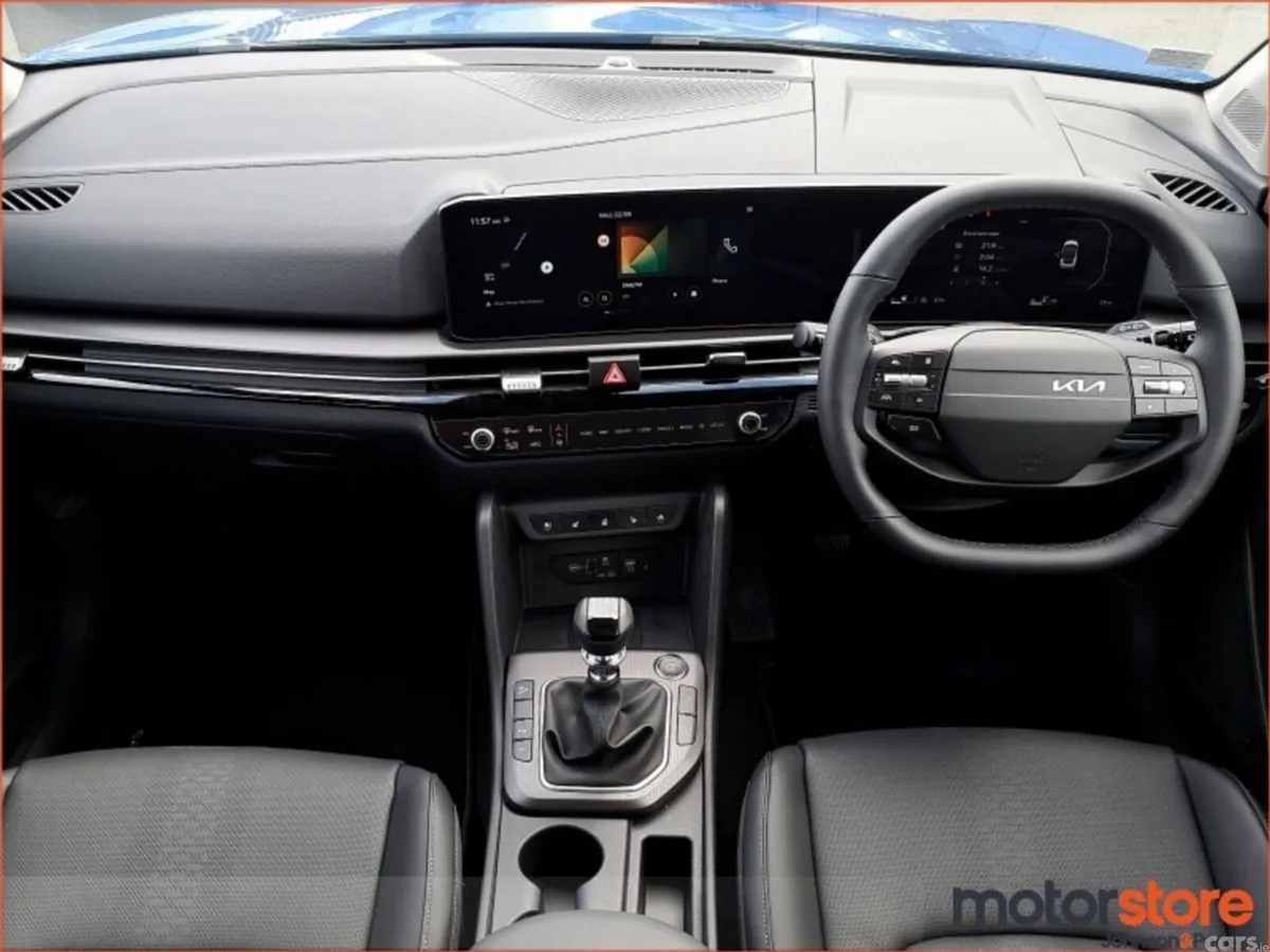 Kia Sportage SUV, Diesel Hybrid, 2026, Blue