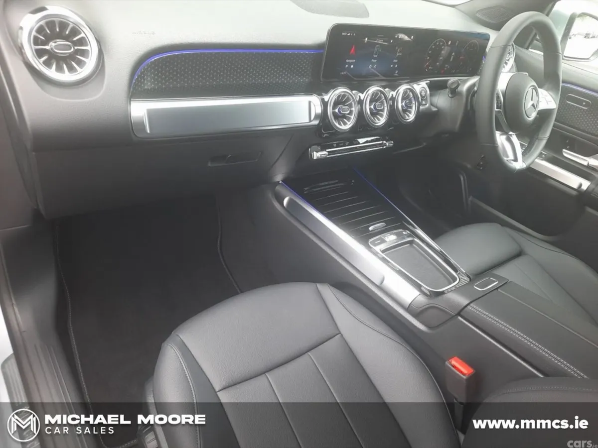 Mercedes-Benz GLB Estate, Diesel, 2026, Grey