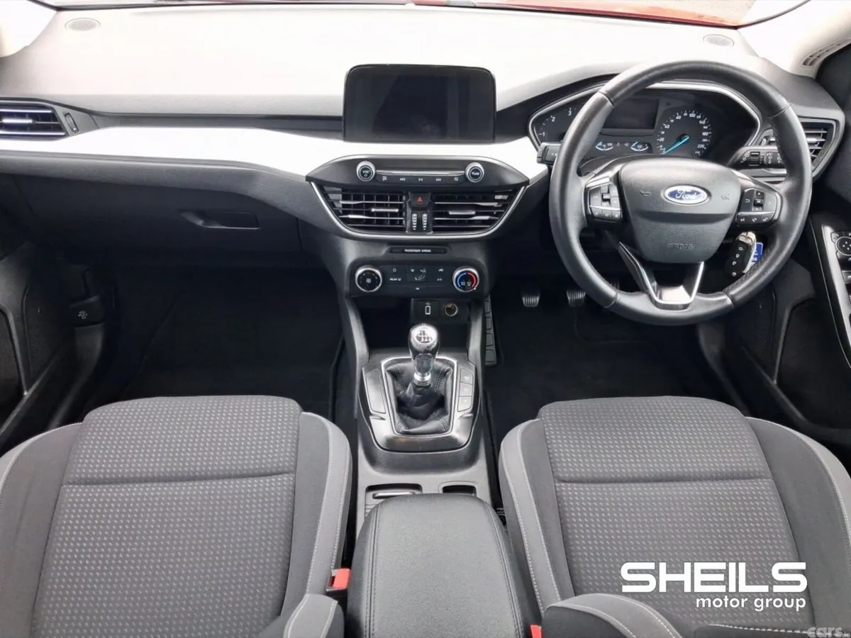 Ford Focus Hatchback, Diesel, 2019, Red
