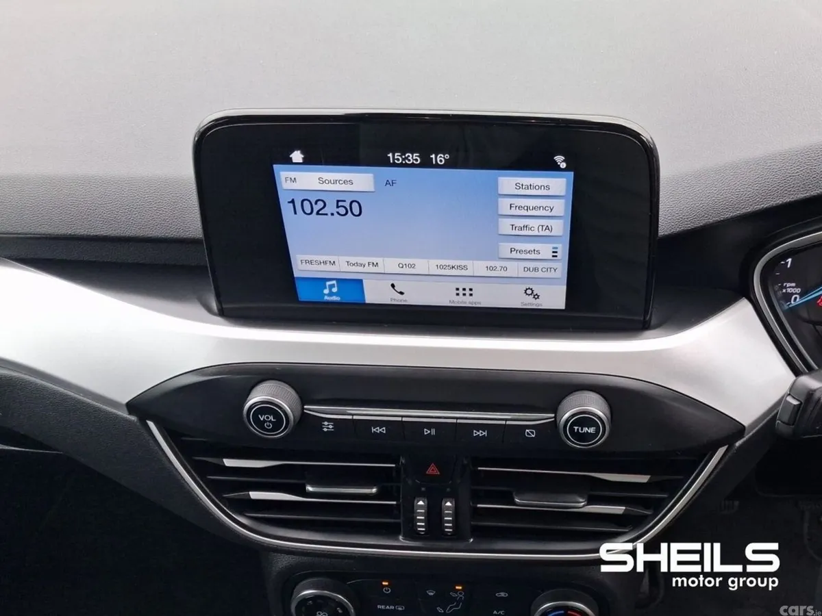 Ford Focus Hatchback, Diesel, 2019, Red
