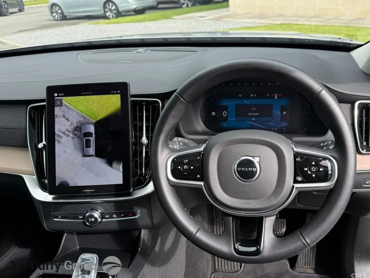 Volvo XC90 SUV, Petrol Plug-in Hybrid, 2025, Silver