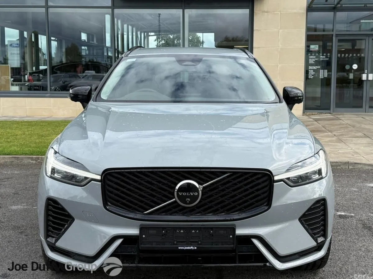 Volvo XC60 SUV, Petrol Plug-in Hybrid, 2025, Grey