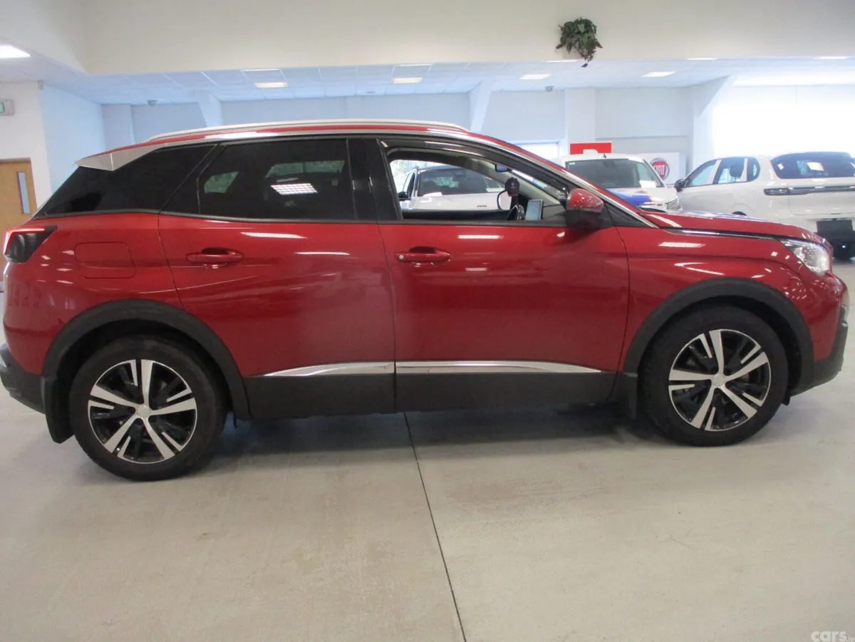 Peugeot 3008 SUV, Diesel, 2020, Red