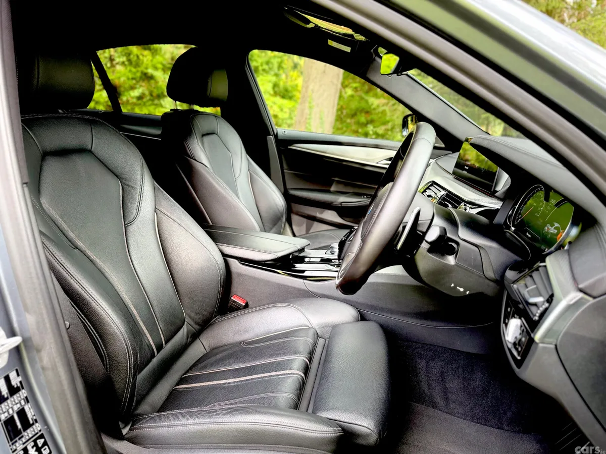 BMW 5-Series Saloon, Diesel, 2017, Blue