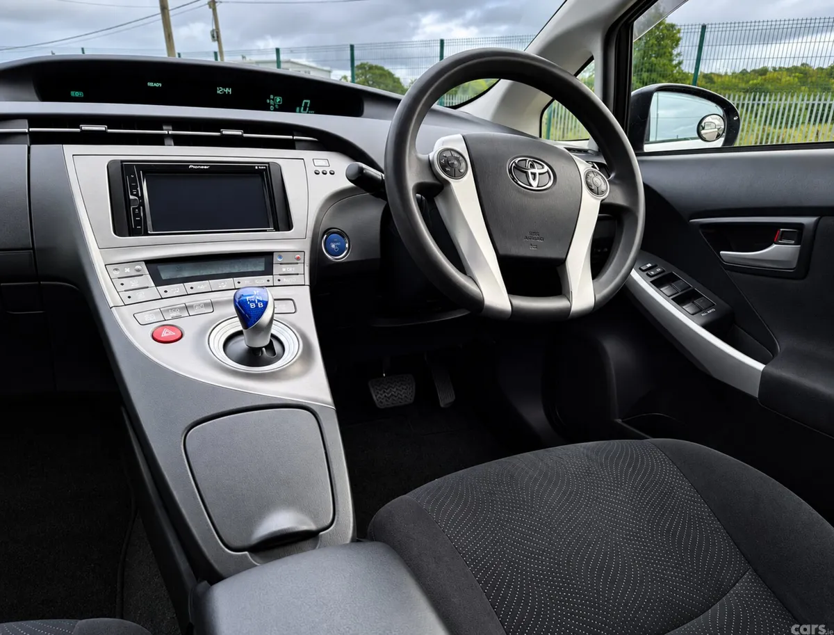 Toyota Prius Hatchback, Petrol Hybrid, 2014, Silver