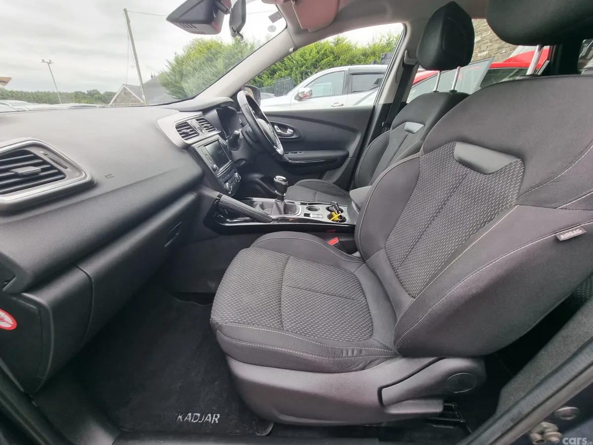 Renault Kadjar SUV, Diesel, 2017, Grey
