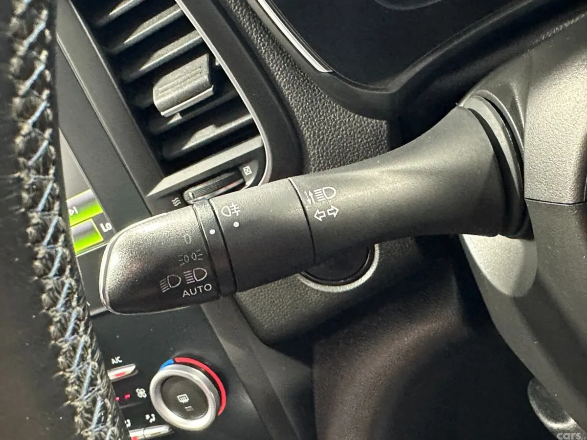 Renault Megane Hatchback, Diesel, 2016, Silver