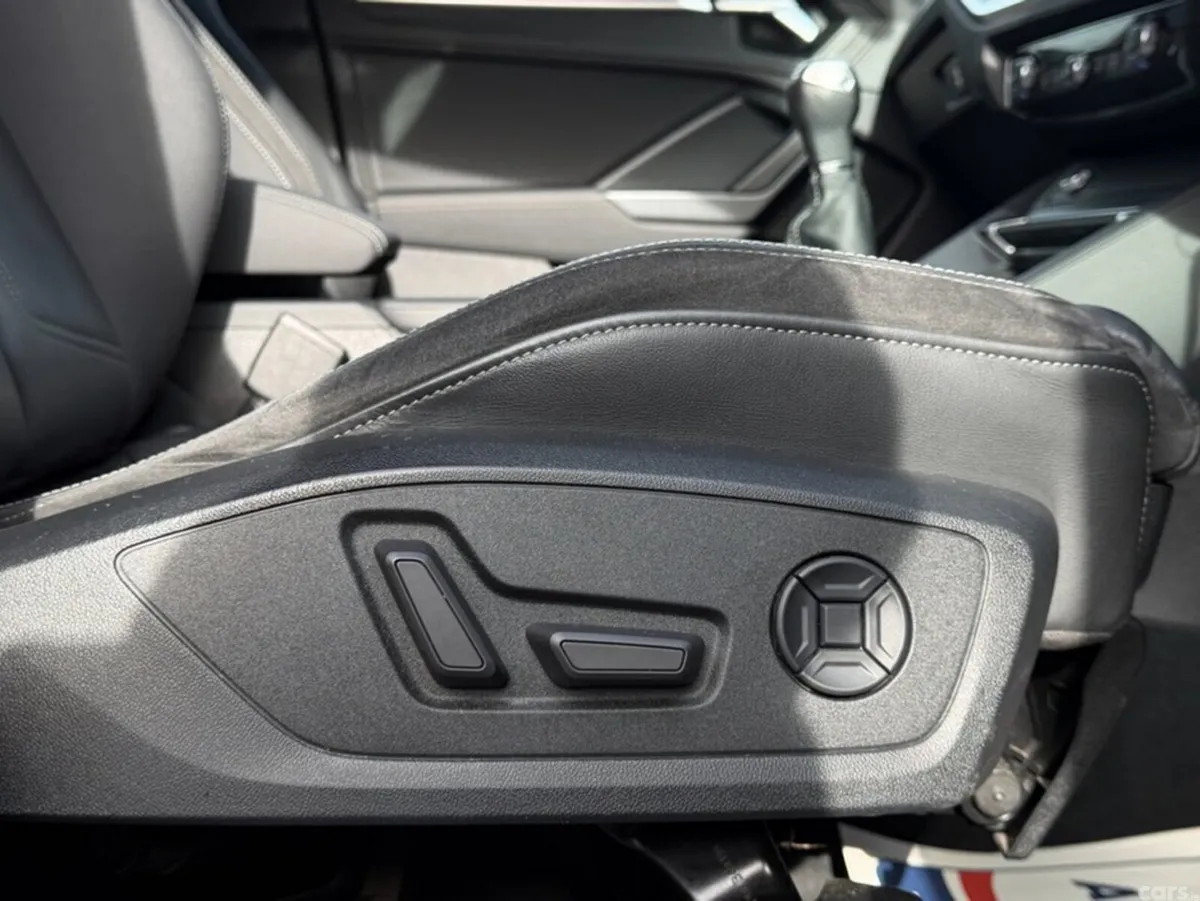 Audi Q3 Estate, Diesel, 2020, Red