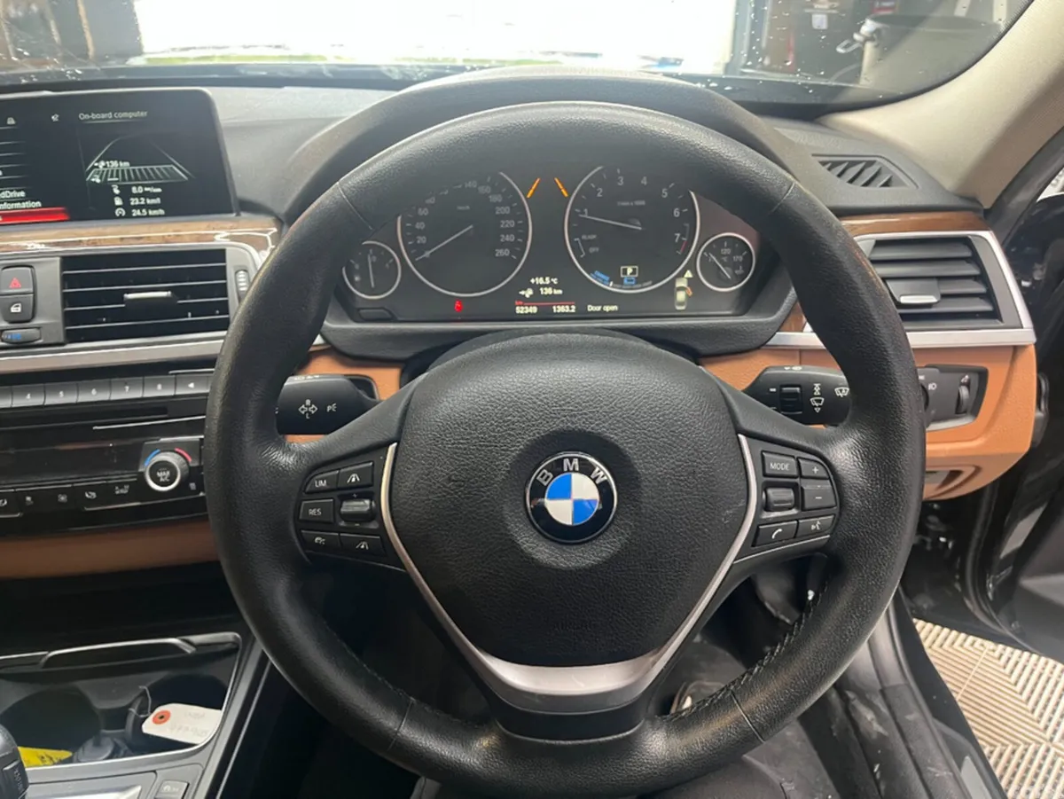 BMW 3-Series Saloon, Petrol, 2017, Black