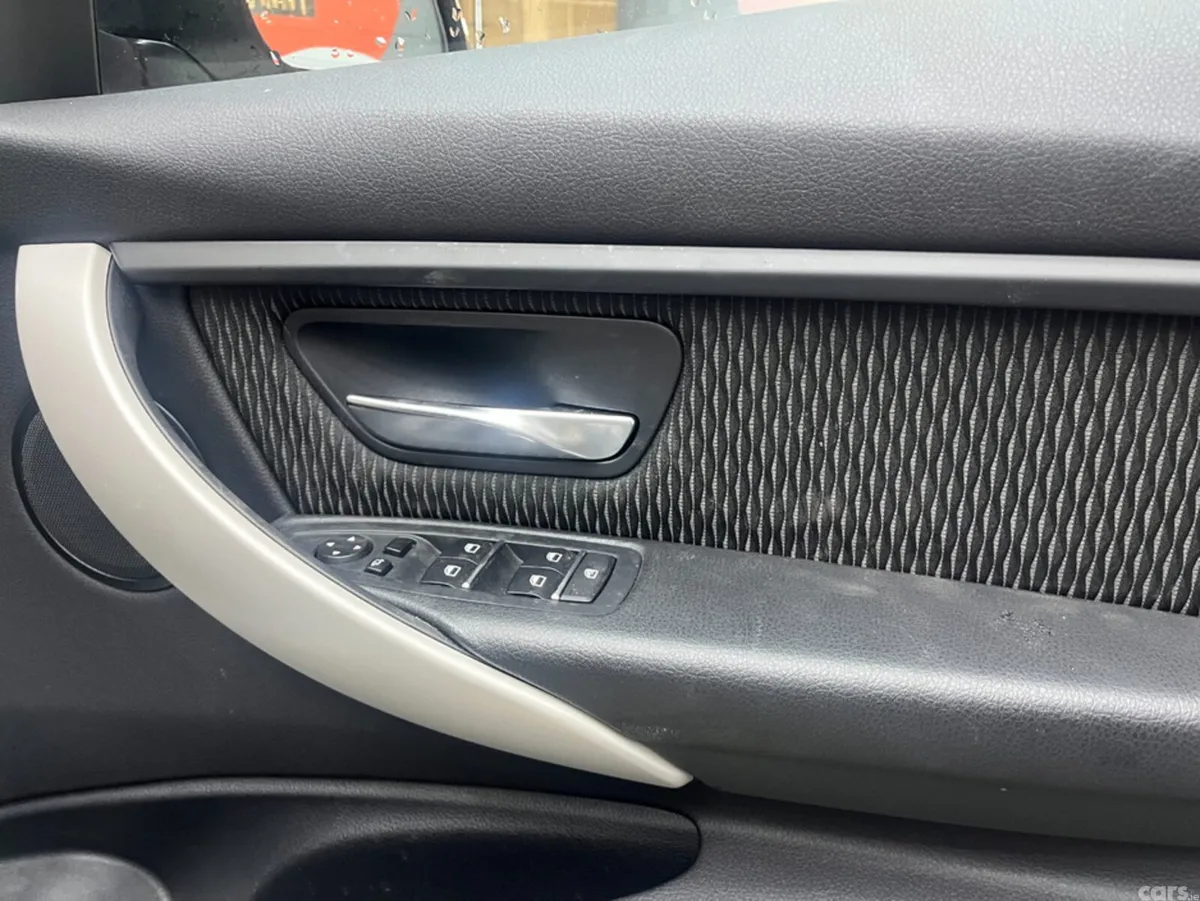BMW 3-Series Saloon, Petrol, 2016, White