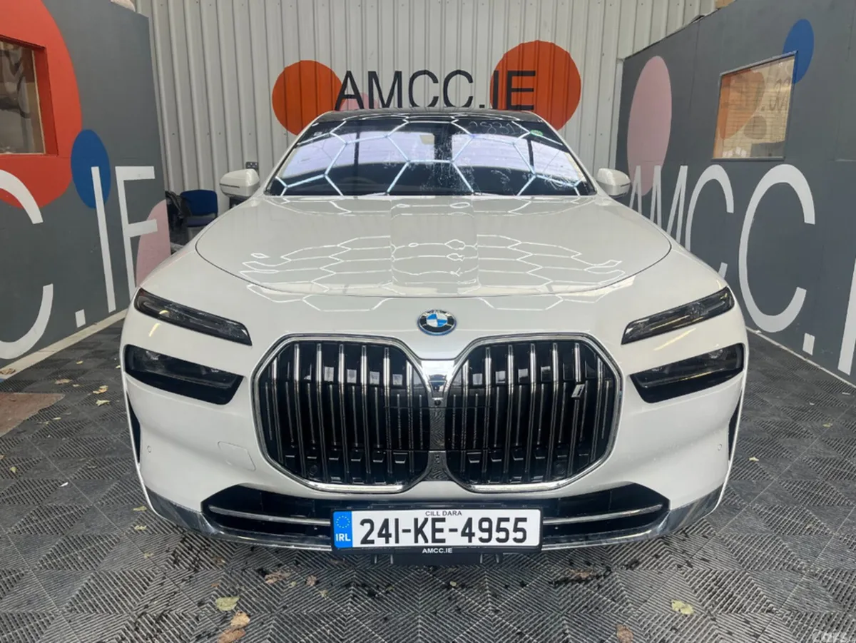 BMW i7 Saloon, Electric, 2024, White
