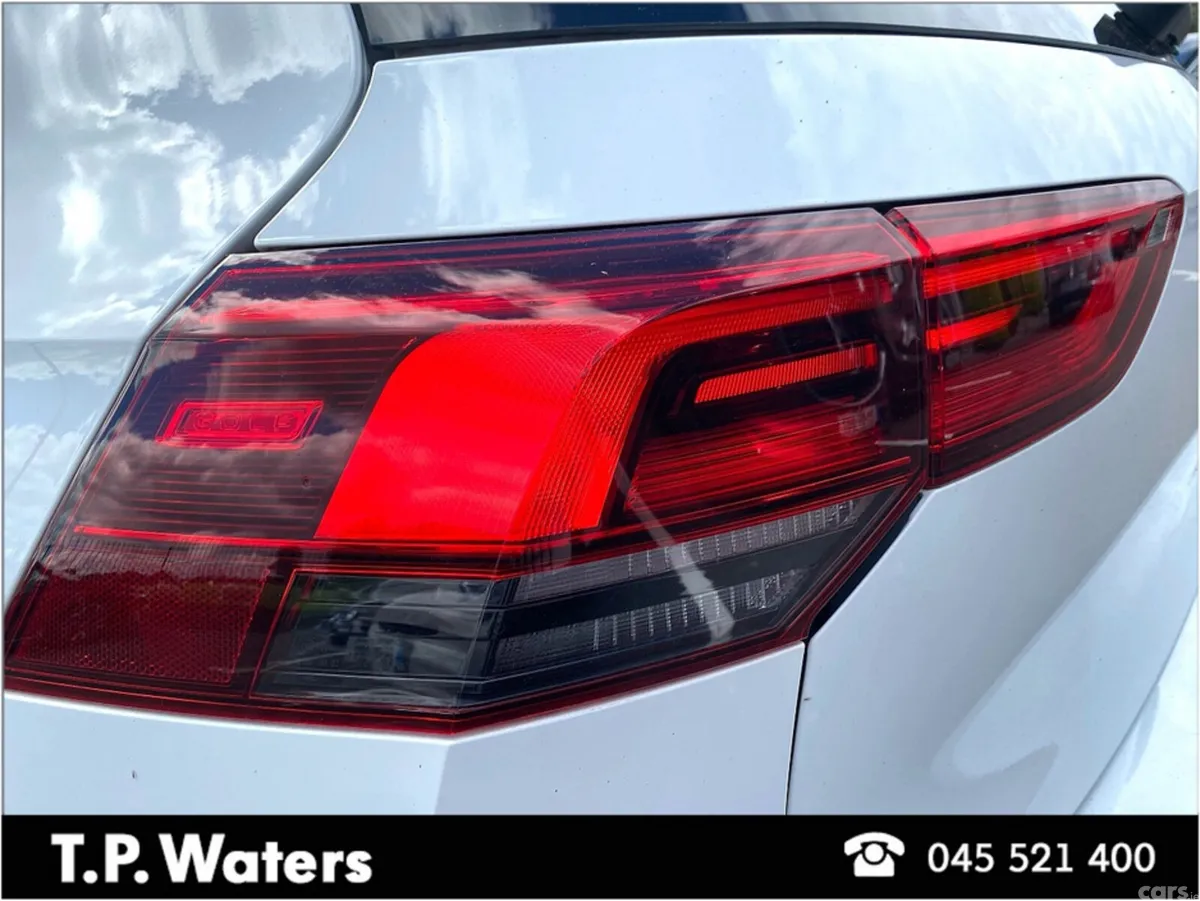 Volkswagen Golf Hatchback, Petrol, 2022, White