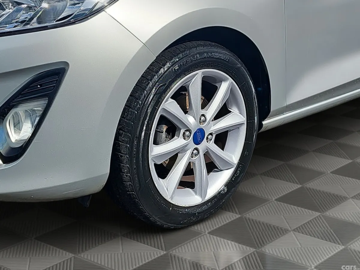Ford Fiesta Hatchback, Petrol, 2018, Grey