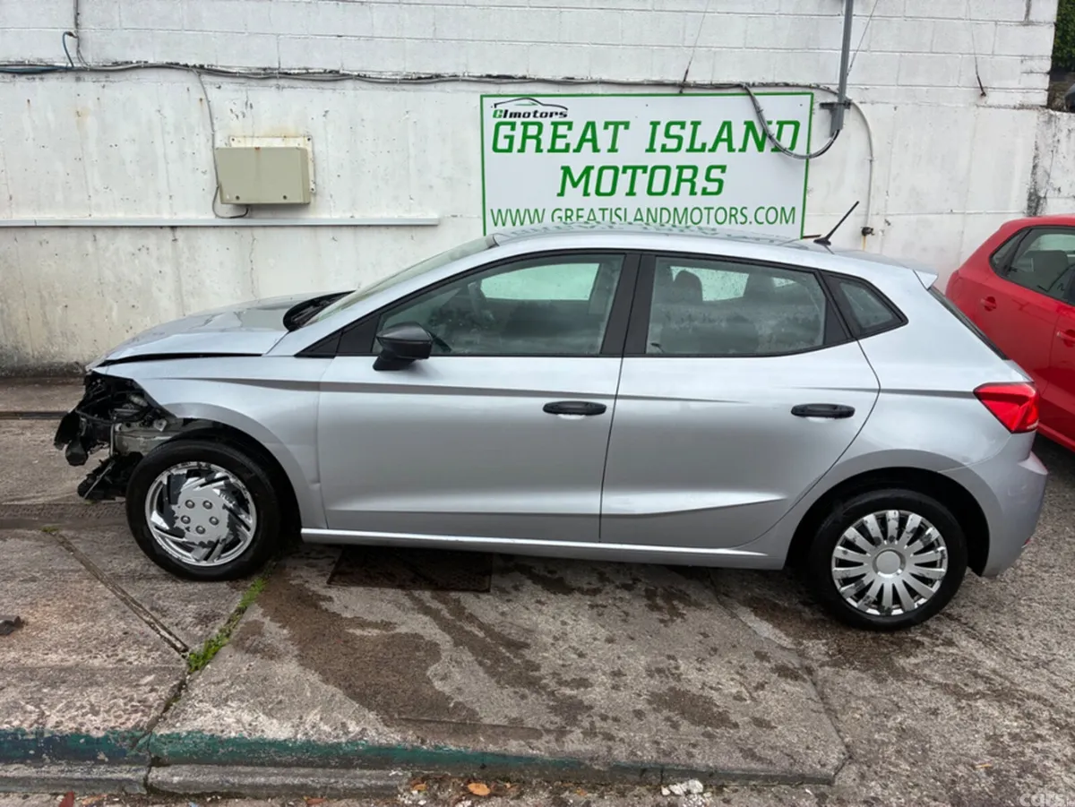 SEAT Ibiza Hatchback, Petrol, 2019, Silver