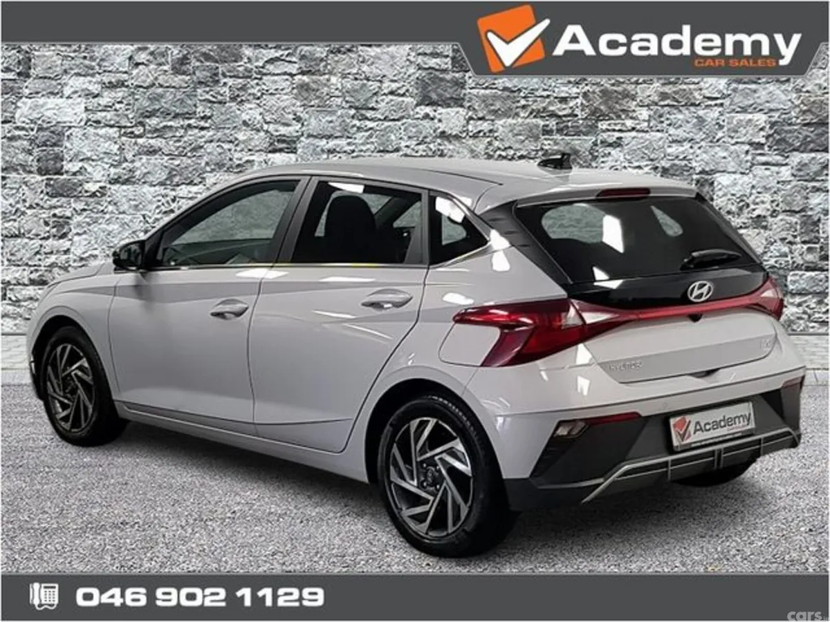 Hyundai i20 Hatchback, Petrol, 2024, Grey