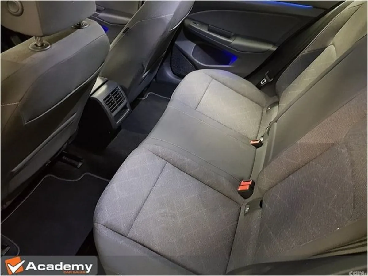 Volkswagen Golf Hatchback, Diesel, 2023, Grey