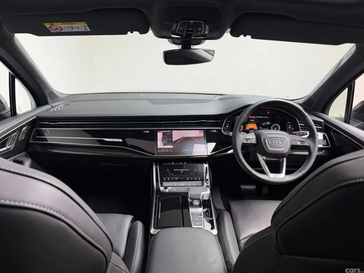 Audi Q7 SUV, Petrol Plug-in Hybrid, 2025, Blue