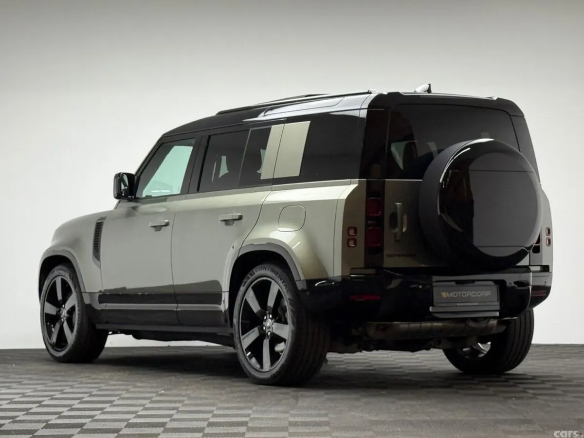 Land Rover Defender SUV, Petrol Plug-in Hybrid, 2025, Green