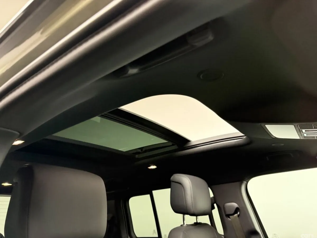 Land Rover Defender SUV, Petrol Plug-in Hybrid, 2025, Green