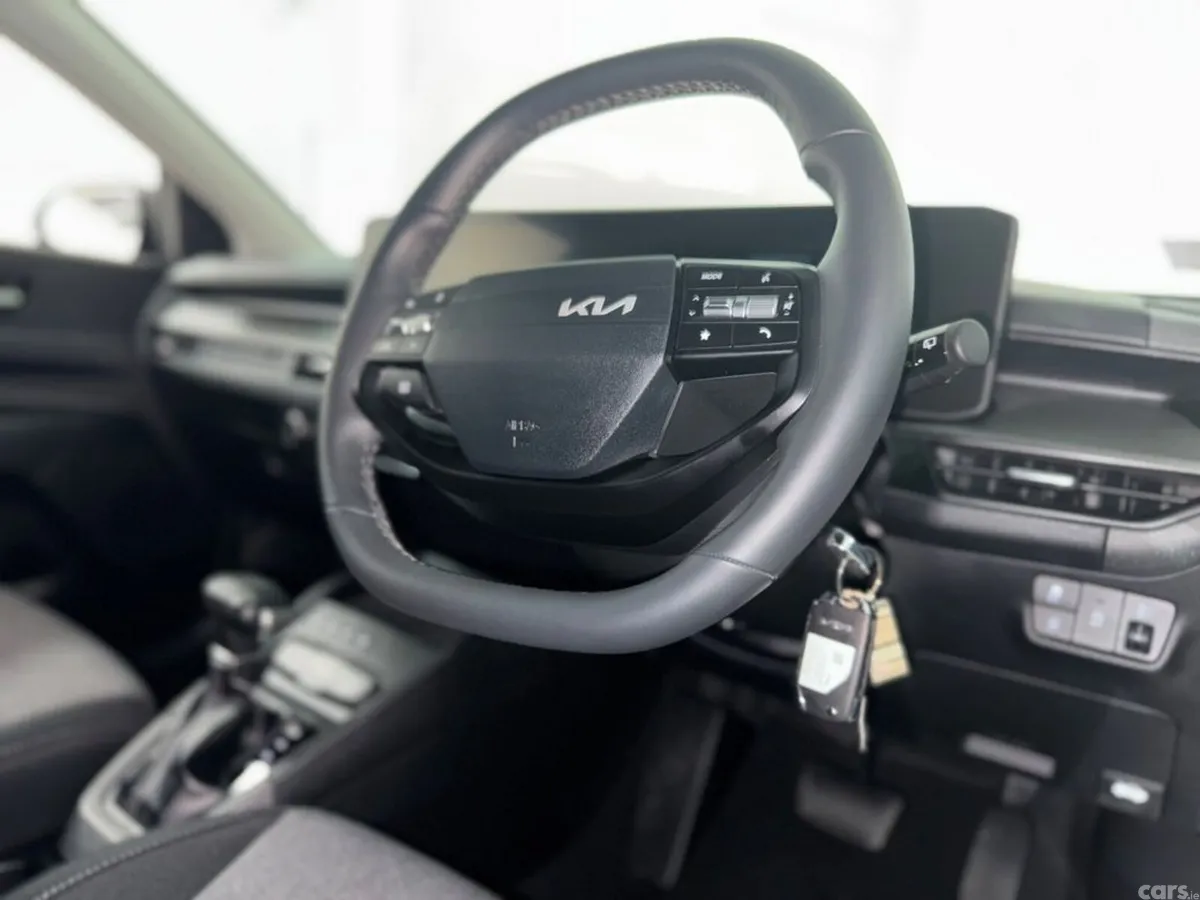 Kia Stonic Estate, Petrol Hybrid, 2026, Grey