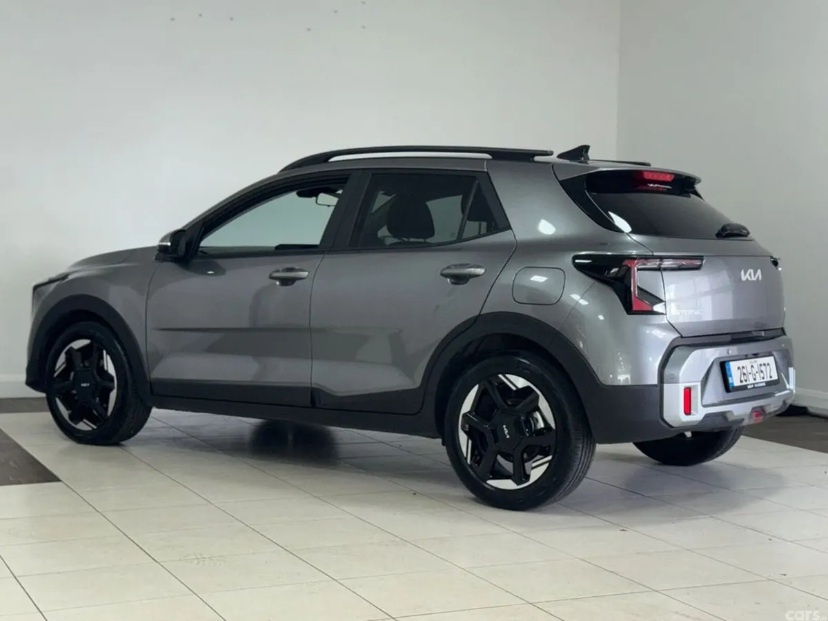 Kia Stonic Estate, Petrol Hybrid, 2026, Grey