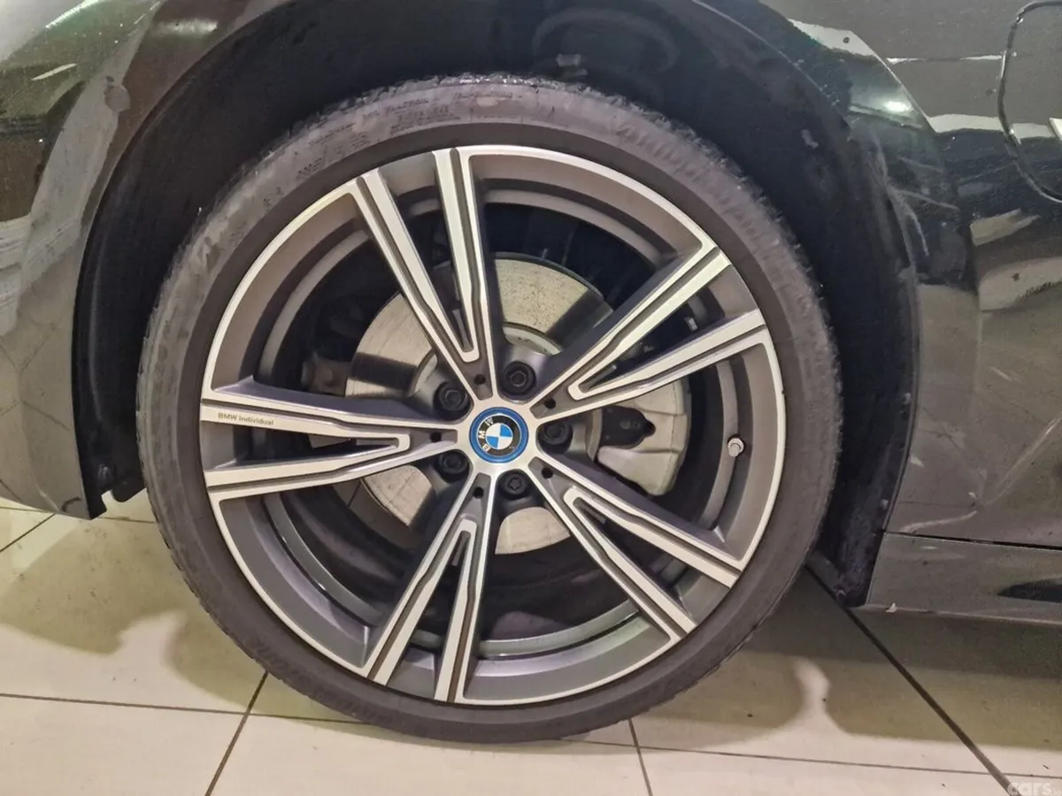 BMW 3-Series Saloon, Petrol Plug-in Hybrid, 2023, Black