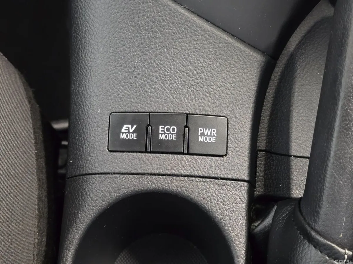Toyota Auris Hatchback, Petrol Hybrid, 2018, Silver