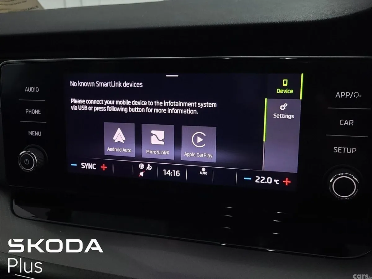 Skoda Octavia Saloon, Petrol, 2023, Blue