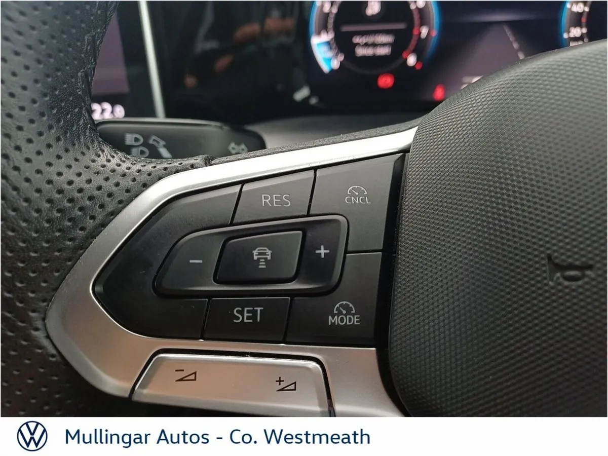 Volkswagen Golf Estate, Petrol, 2024, Grey
