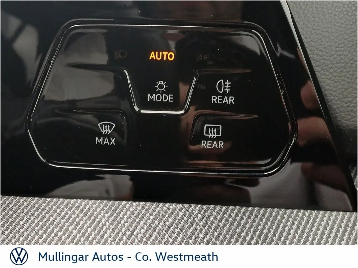 Volkswagen Golf Estate, Petrol, 2024, Grey