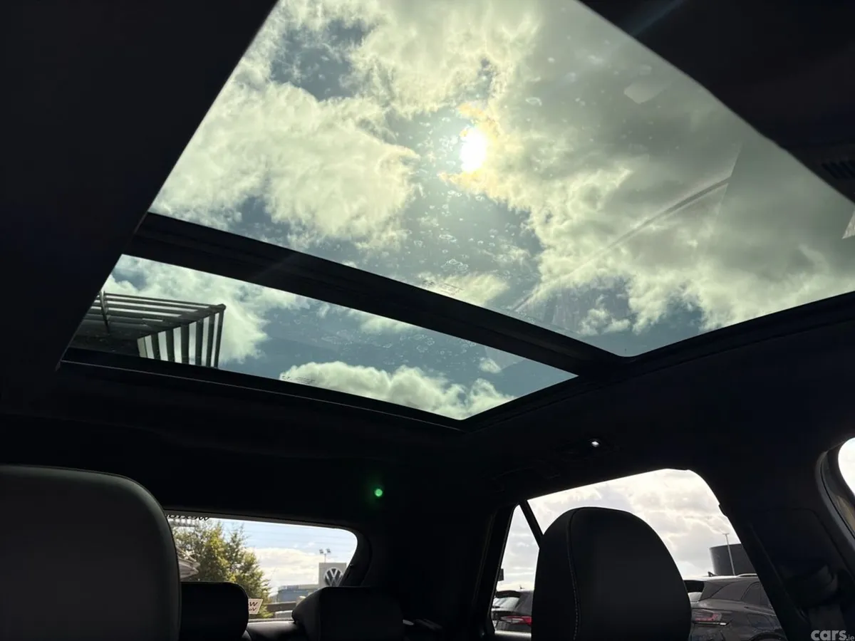 Volkswagen T-Roc SUV, Petrol, 2023, Grey