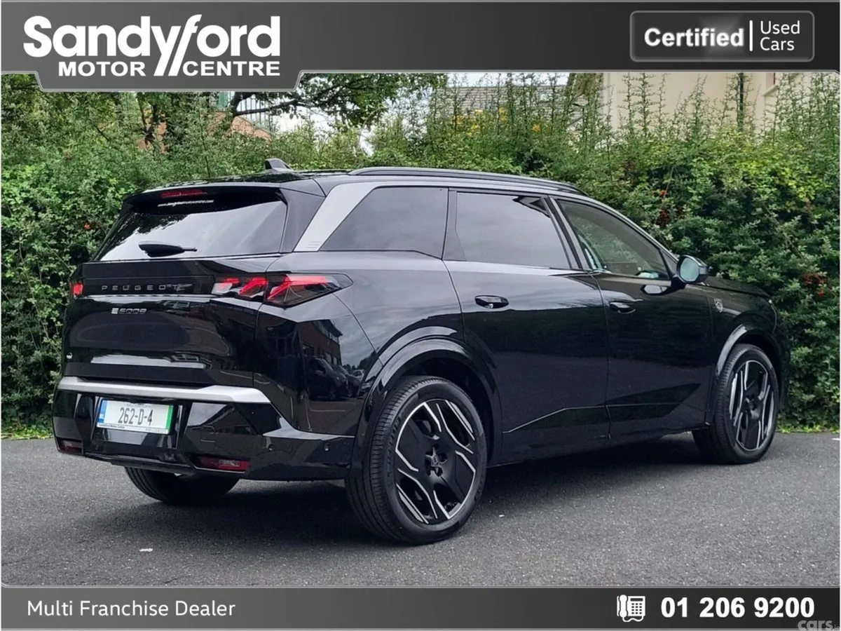 Peugeot 5008 SUV, Electric, 2026, Black