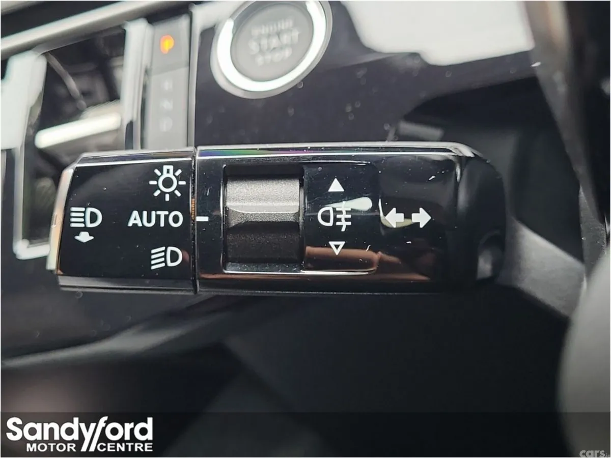 Peugeot 5008 SUV, Electric, 2026, Black