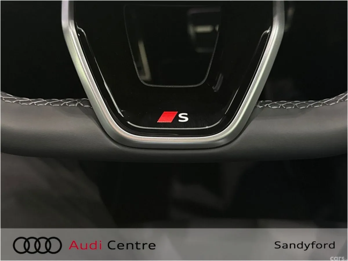 Audi Q5 Hatchback, Petrol Plug-in Hybrid, 2026, Black